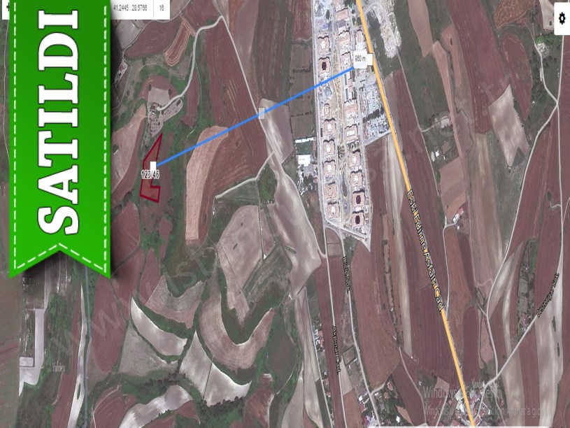 Arnavutköy Yassıörende Satılık Arsa , 686 m2 Hisseli 