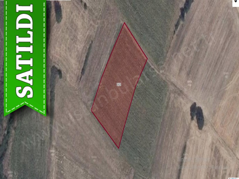 Edirne Uzunköprü Kurtbeyde Satılık Arsa , 694 m2 Yolu Var Hisseli