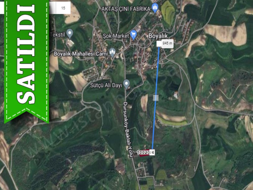 Arnavutköy Boyalıkta Satılık Arsa , 135 M2 Yolu Var İmarlı Hisseli