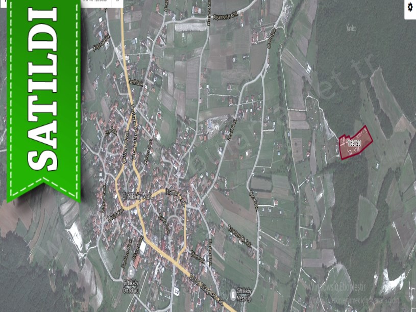 Çatalca Çiftlikköyde Satılık Arsa , 250 m2 Evlerin Yakını Yolu Var