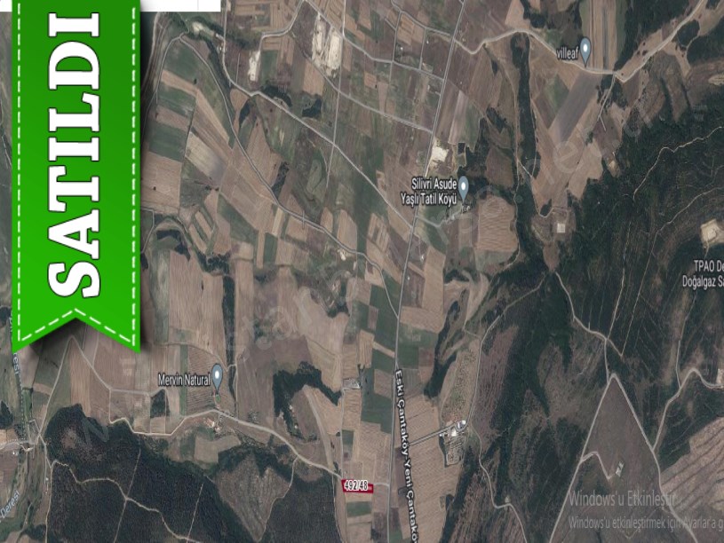 Silivri Değirmenköyde Satılık Arsa , 938 m2 Yolu Var Hisseli