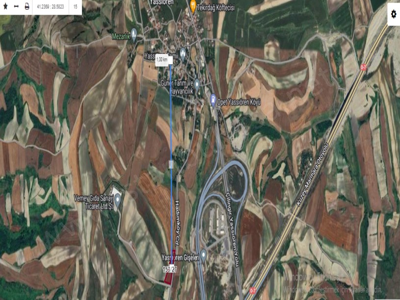 Arnavutköy Yassıörende Satılık Arsa , 304 m2 Cadde Cephe Yolu Var