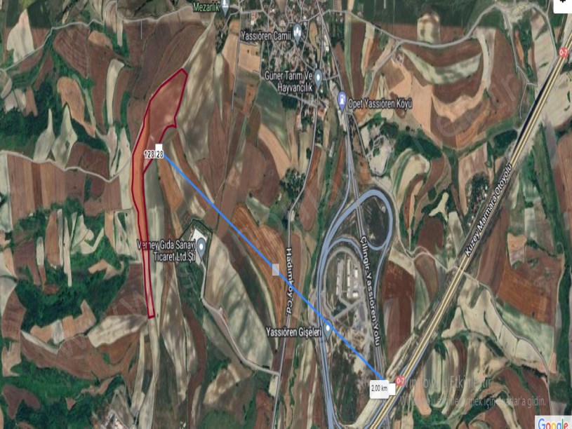 Arnavutköy Yassıörende Satılık Arsa , 320 M2 Yolu Var Yerleşime Yakın