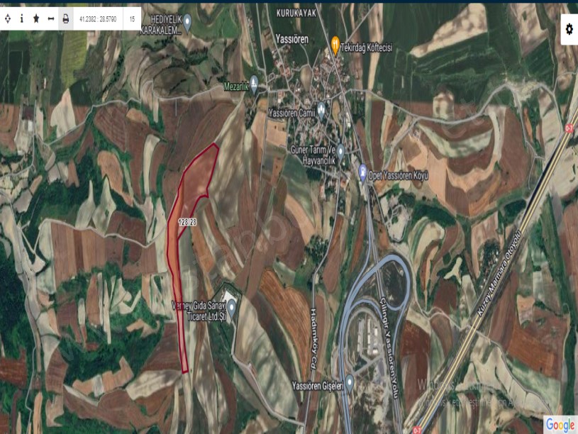 Arnavutköy Yassıörende Satılık Arsa , 320 M2 Yolu Var Yerleşime Yakın