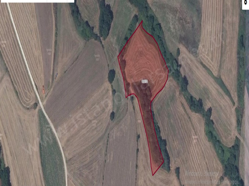 Silivri Bekirlide Satılık Tarla , 9,623 m2 Müstakil Yolu Var 