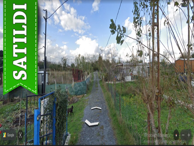 Arnavutköy Çilingirde Satılık Arsa , 166 M2 Yolu Var Evlerin Yakını 