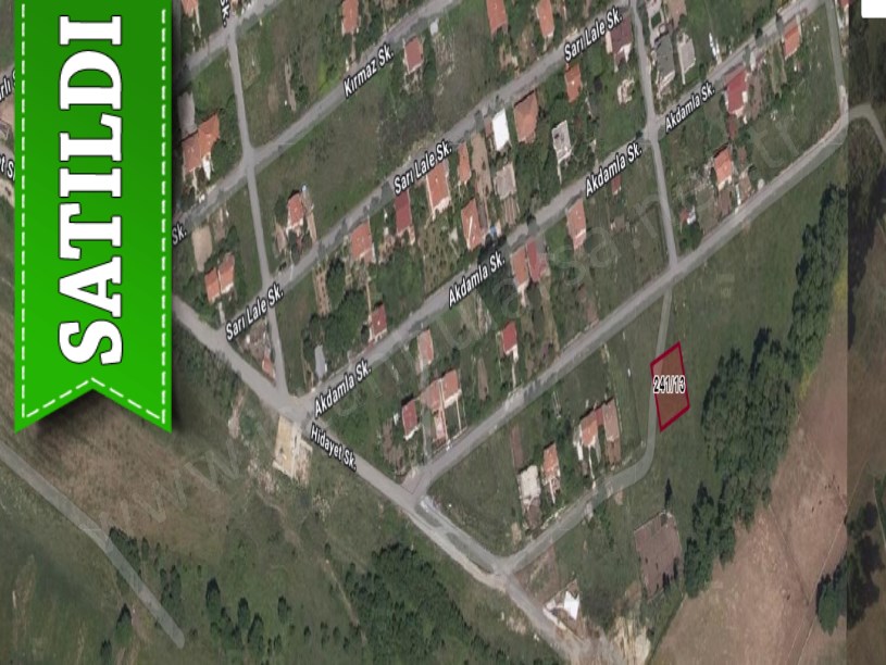 Arnavutköy Yeniköyde Satılık Arsa , 408 M2 Müstakil Yolu Var Evlerin Yakını