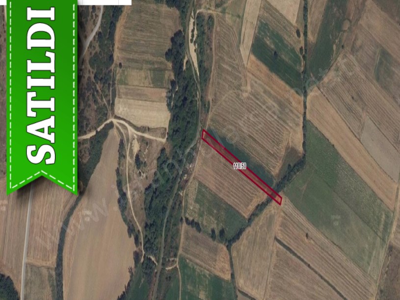 Kırklareli Babaeski Karamesutlu Köyünde Satılık Tarla , 2,625 M2 Yolu Var Müstakil