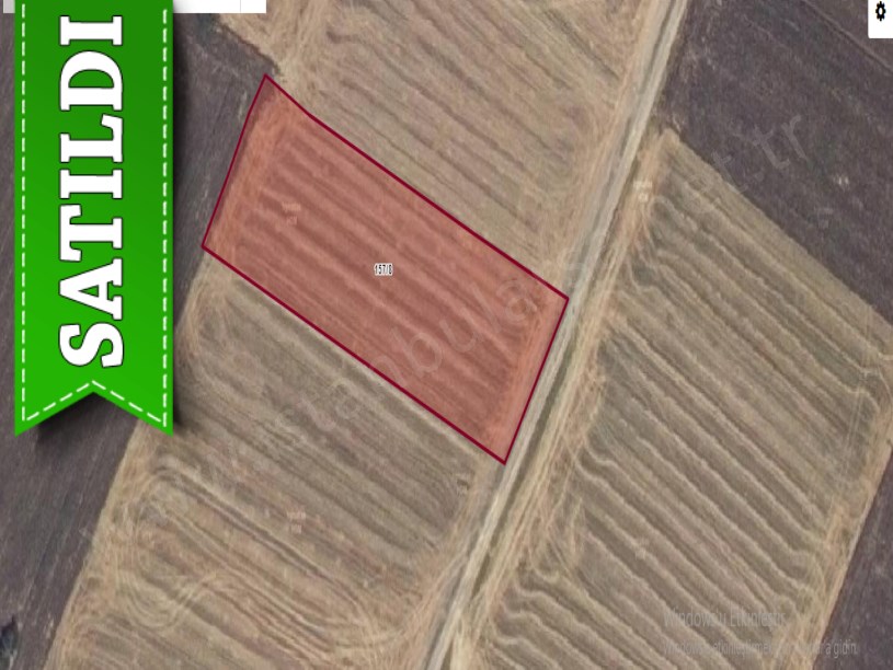 Kırklareli Pınarhisar Sütlüce Satılık Arsa , 450 m2 Yolu Var Hisseli 