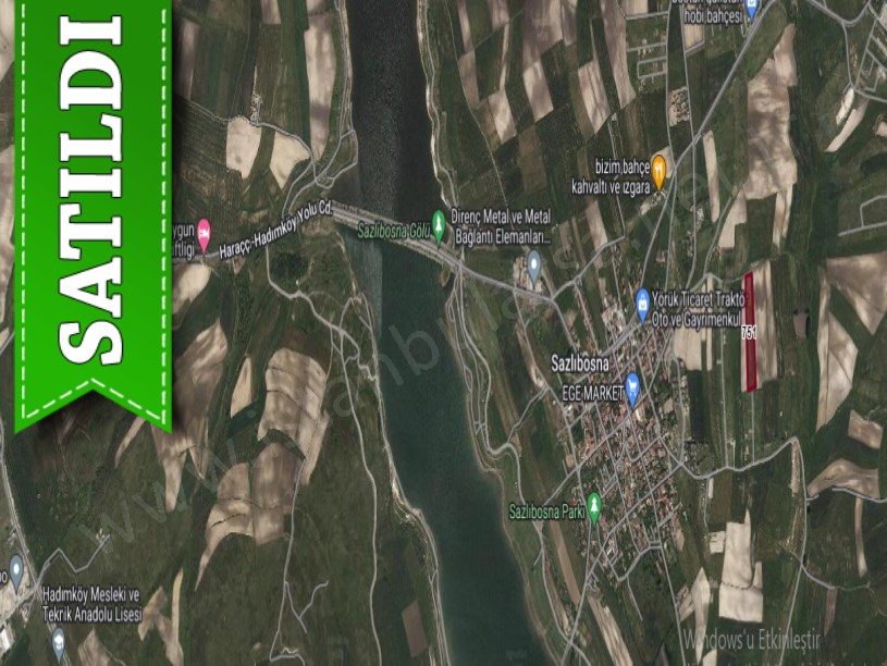 Arnavutköy Sazlıbosnada Satılık Arsa , 680 M2 Yolu Var Evlerin Yakını 