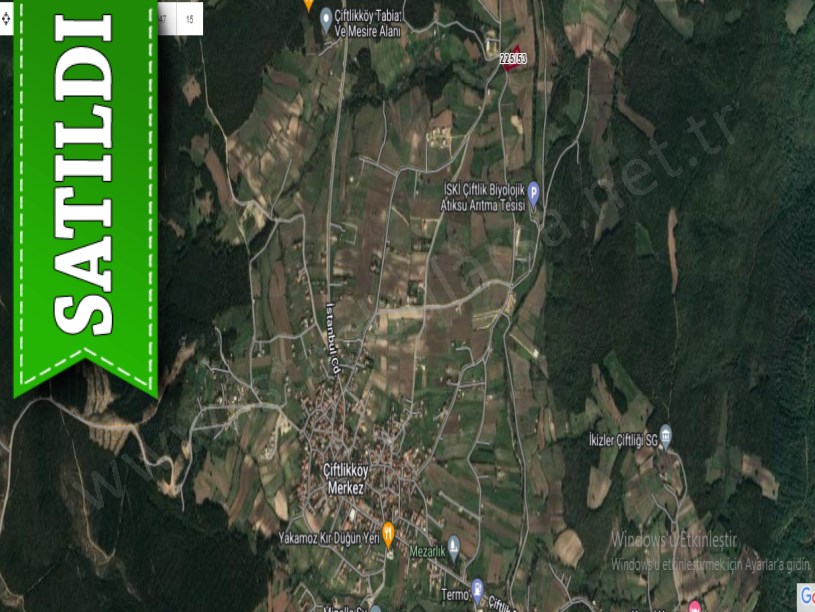 Çatalca Çiftlikköyde Satılık Arsa , 226 M2 Hisseli Yolu Var Evlerin Yakını