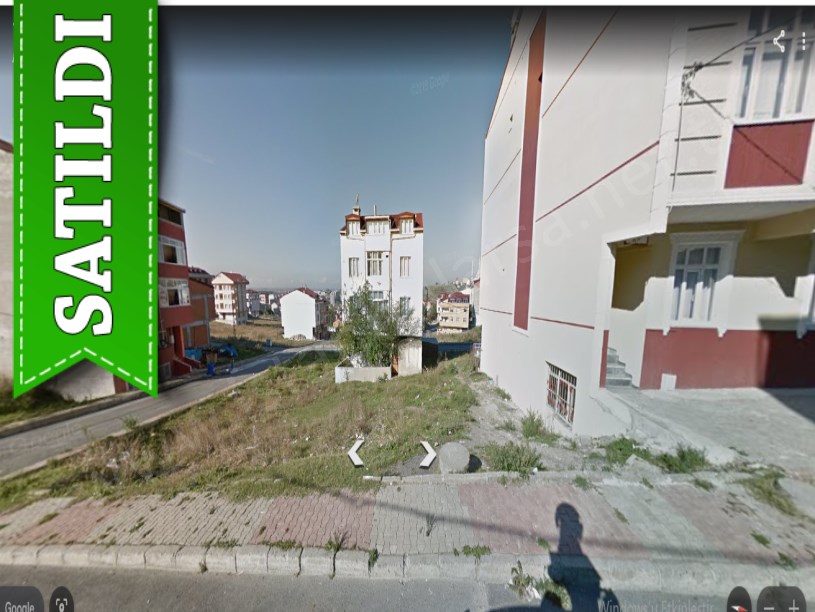 Arnavutköy Mustafa Kemalpaşa Mah Satılık Arsa , 208 m2 3 Kat İmarlı Merkezde 