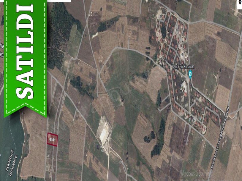 Silivri Balabanda Satılık Arsa , 250 M2 Hisseli Göl Manzaralı Yolu Var 