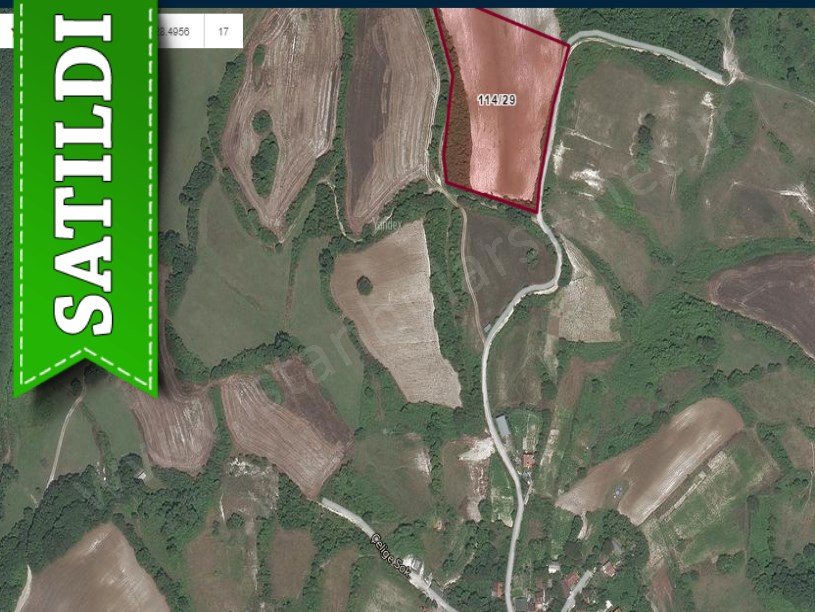 Çatalca Celepköyde Satılık Arsa , 863 M2 Hisseli Yolu Var