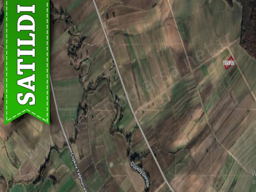 Edirne Uzunköprü Elmalı Köyünde Satılık Arsa ,188 M2 Yolu var Hisseli