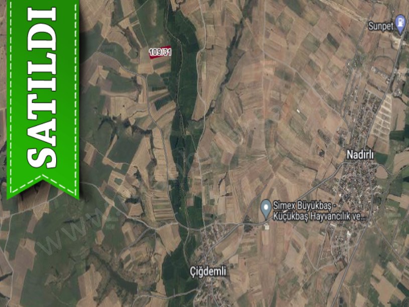 Kırklareli Babaeski Çiğdemli Köyü Satılık Arsa , 1,306 M2 Hisseli Yolu Var