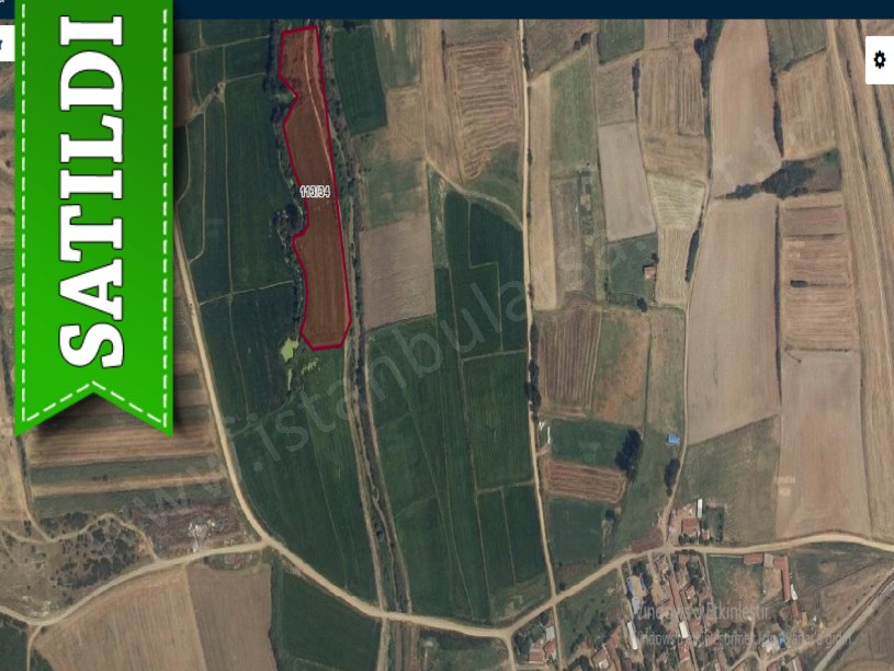 Kırklareli Babaeski Çiğdemli Köyü Satılık Arsa , 969 M2 Yolu Var Hisseli 