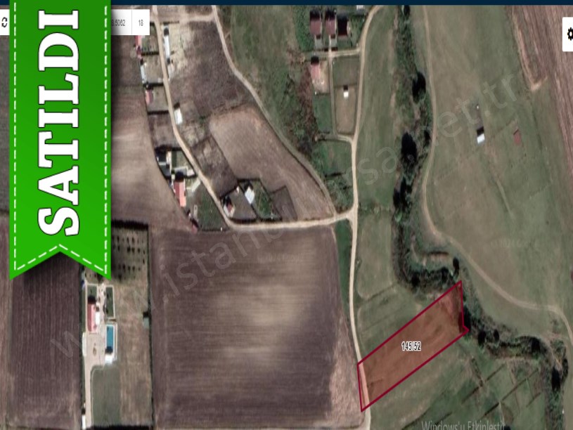 Çatalca İzzettinde Satılık Arsa , 580 M2 Yolu Var Çevrili