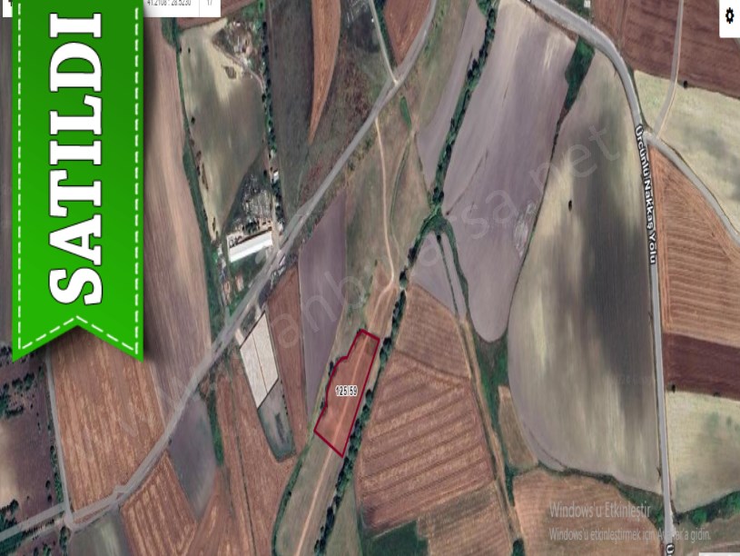 Çatalca Nakkaşta  Satılık Arsa , 320 M2 Çaplı Yolu Var Evlerin Yakını