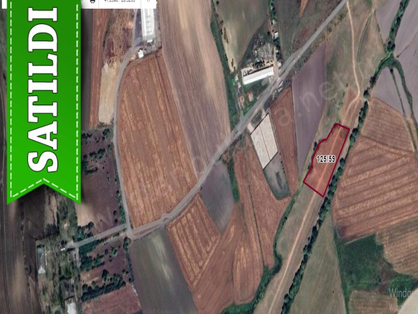 Çatalca Nakkaşta  Satılık Arsa , 320 M2 Çaplı Yolu Var Evlerin Yakını