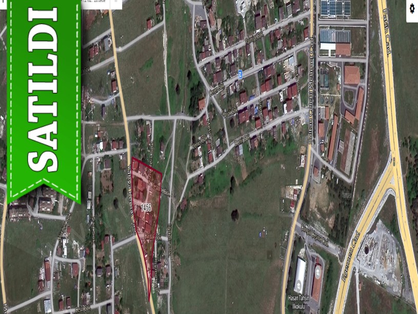 Arnavutköy Taşolukta Satılık Arsa , 153 M2 Yahya Kemal Caddesine Cephe Hisseli