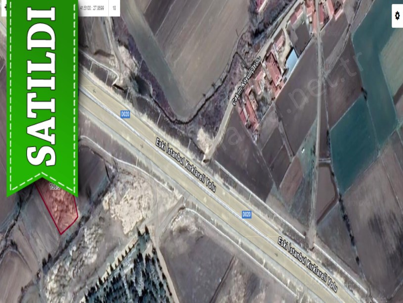 Kırklareli Vize Çakıllı Köyünde Satılık Arsa , 168 m2 Yolu Var Evlerin Yakını
