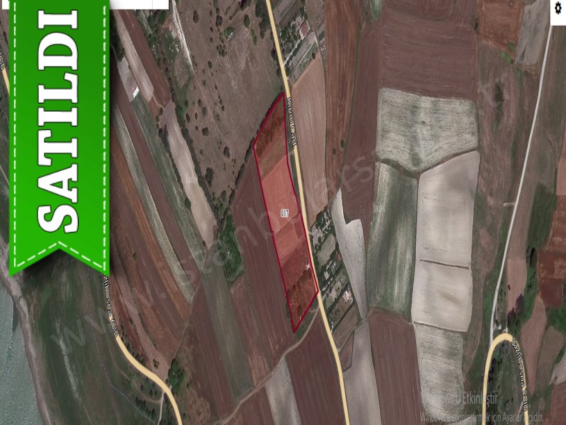 Arnavutköy Sazlıbosnada Satılık Arsa , 350 M2 Cadde Cephe Çevrilebilir 