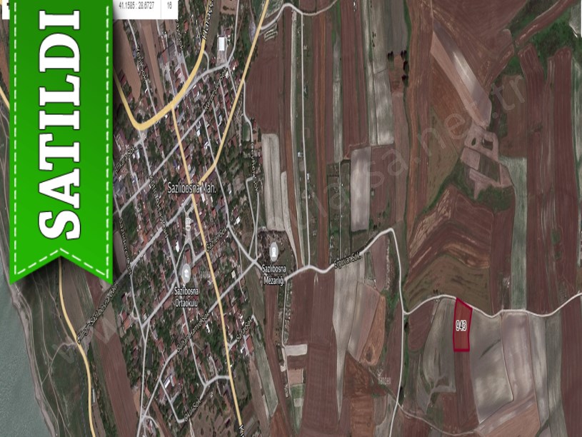 Arnavutköy Sazlıbosnada Satılık Arsa , 1,100 M2 Yolu Var Hisseli