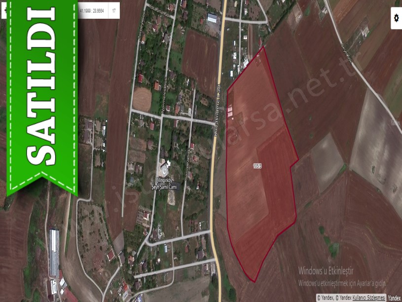 Arnavutköy Çilingirde Satılık Arsa , 452 m2 Caddeye Yakın Evlerin Yakını Yolu Var