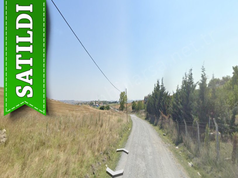 Arnavutköy Çilingirde Satılık Arsa , 452 m2 Caddeye Yakın Evlerin Yakını Yolu Var