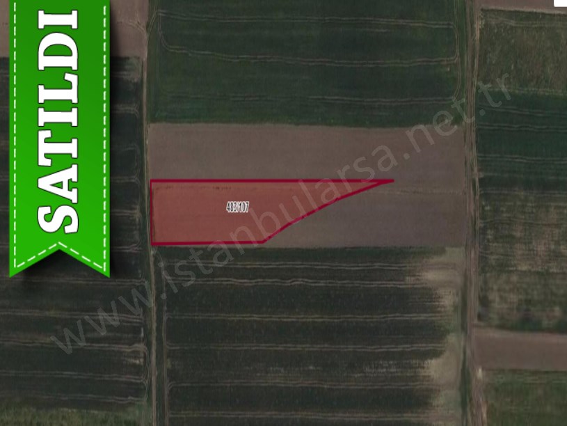 Çatalca Ferhatpaşada Satılık Arsa , 695 m2 Yolu Var Hisseli