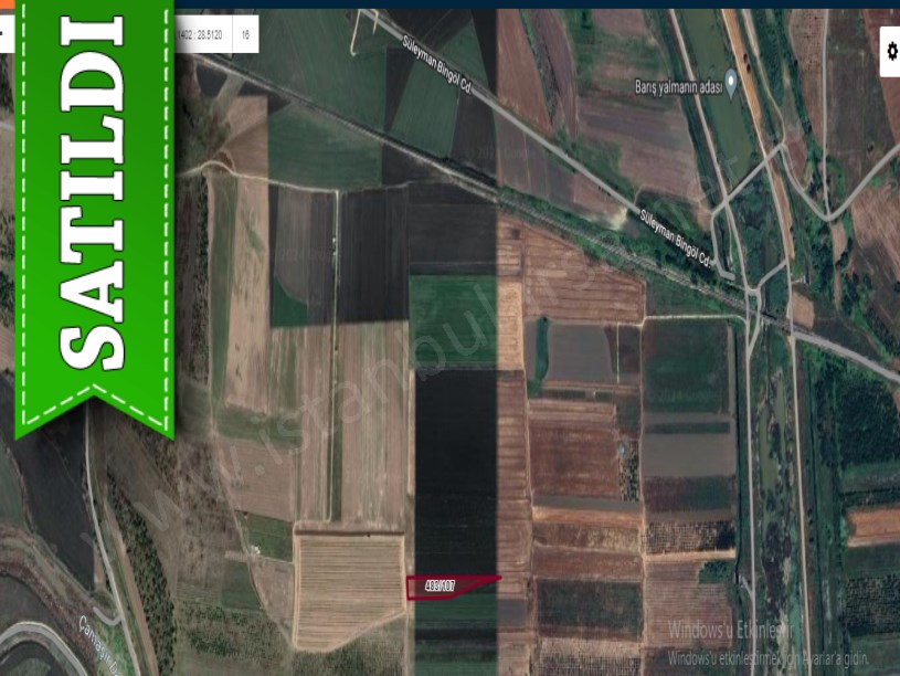 Çatalca Ferhatpaşada Satılık Arsa , 695 m2 Yolu Var Hisseli