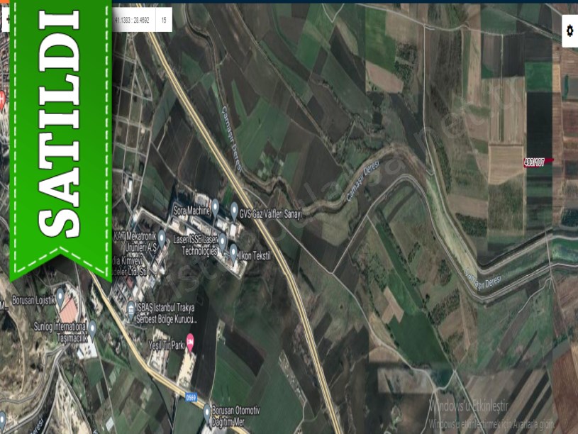 Çatalca Ferhatpaşada Satılık Arsa , 695 m2 Yolu Var Hisseli