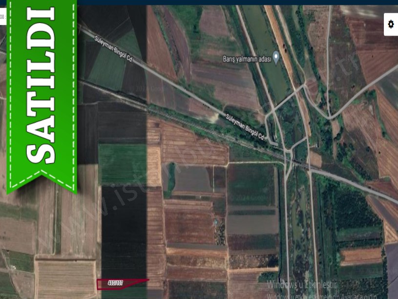 Çatalca Ferhatpaşada Satılık Arsa , 695 m2 Yolu Var Hisseli