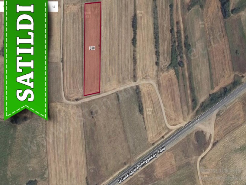 Edirne Uzunköprü Muhacırkadı Köyü Satılık Arsa , 337 M2 Caddeye Yakın Yolu Var