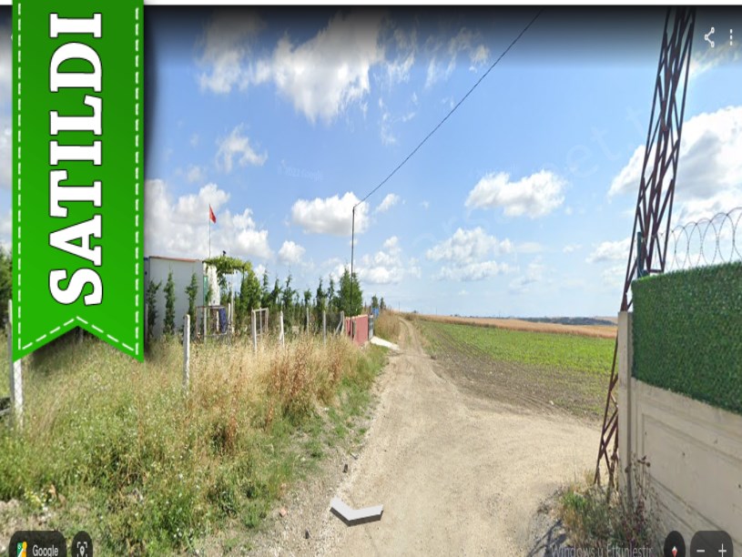 Silivri Fenerköyde Satılık Arsa , 230 M2 Hisseli Çaplı Çevrili 