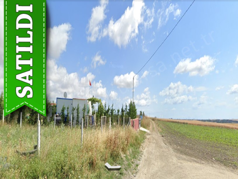 Silivri Fenerköyde Satılık Arsa , 230 M2 Hisseli Çaplı Çevrili 