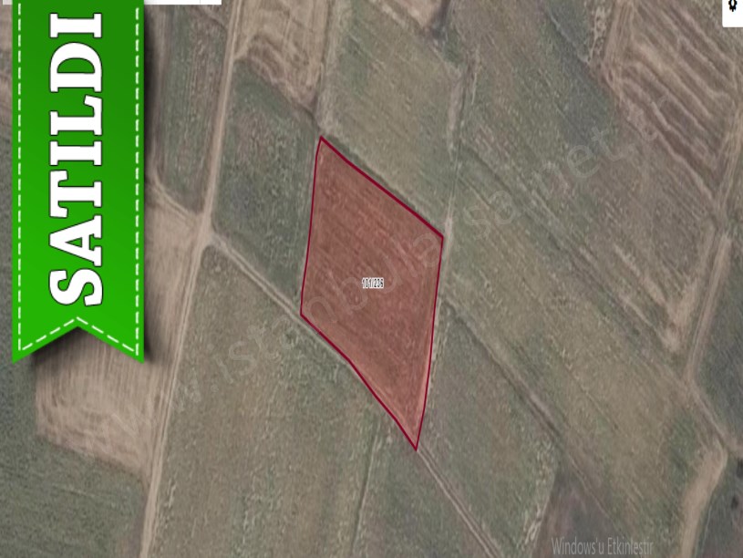 Edirne  Uzunköprü Karapınar Köyü Satılık Arsa . 1,281 M2 Yolu Var Hisseli 