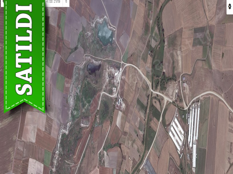 Silivri Değirmenköyde Satılık Arsa , 402 M2 Yolu Var Hisseli