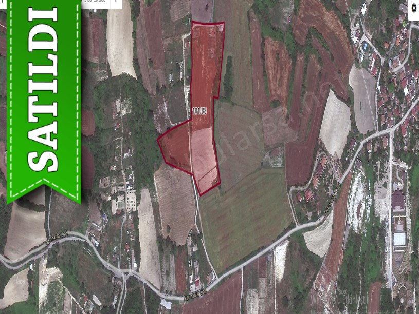 Arnavutköy Balabanda Satılık Arsa , 1,070 m2 Çevrili Evlerin Yakını Yolu Var