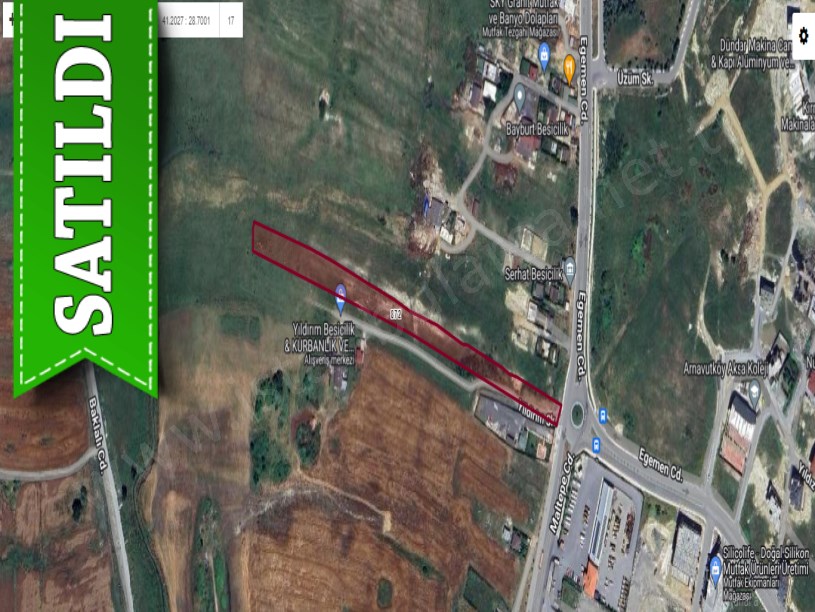 Arnavutköy Taşolukta Satılık Arsa , 382 M2 Cadde Cephe Çevrili 