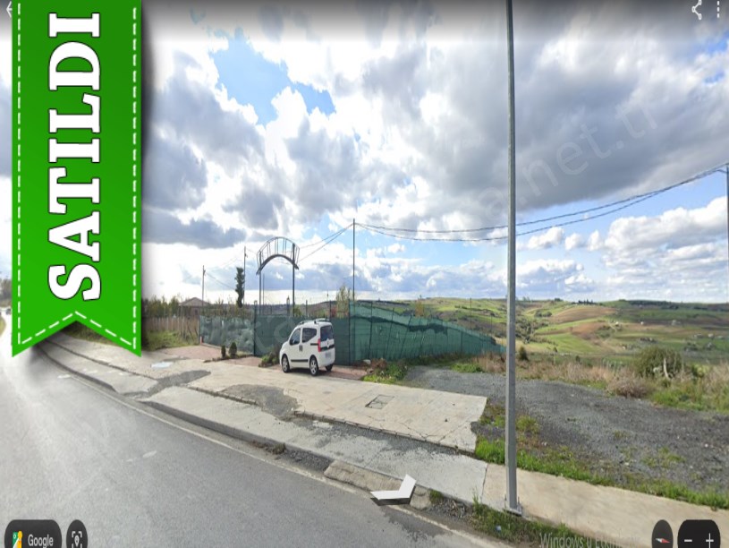 Arnavutköy Taşolukta Satılık Arsa , 382 M2 Cadde Cephe Çevrili 