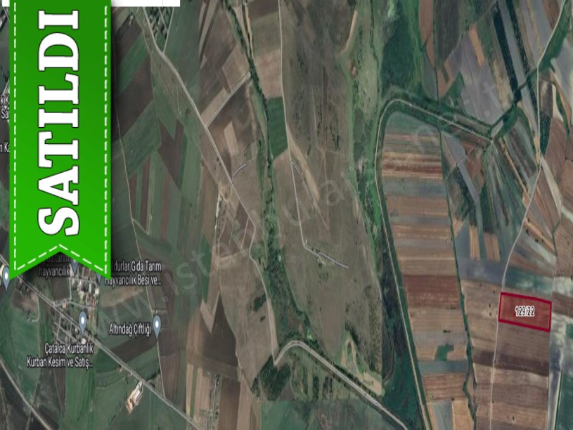 Çatalca Nakkaşta  Satılık Arsa , 250 M2 Yolu Var Hisseli