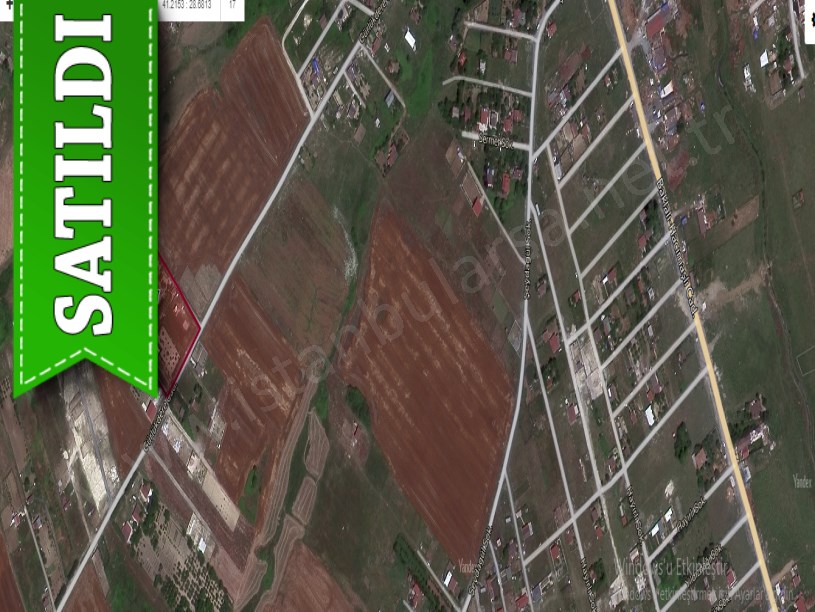Arnavutköy Çilingirde Satılık Arsa , 214 m2 Cadde Cephe Hisseli