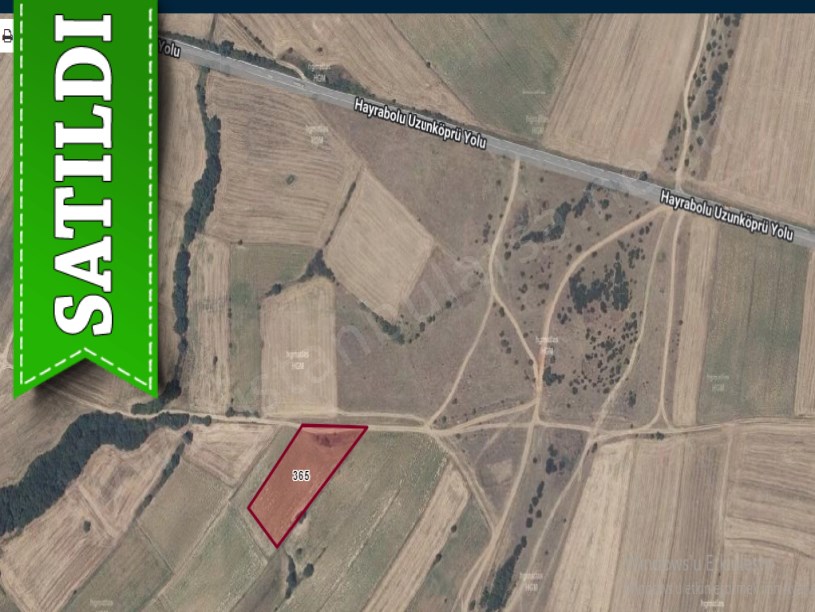 Edirne Uzunköprü Çöpköyde Satılık Arsa , 292 M2 Yolu Var Hisseli