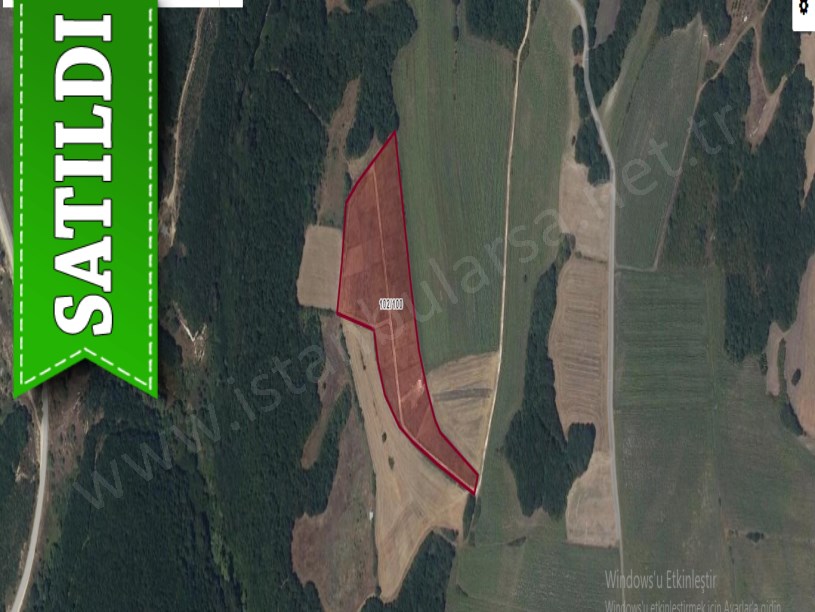 Silivri Küçüksineklide Satılık Tarla , 655 m2 Evlerin Yakını Yolu Var