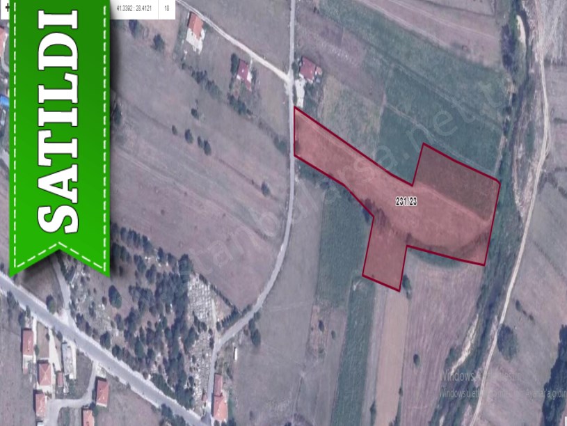 Çatalca Çiftlikköyde Satılık Arsa , 888 M2 Çevrili Yolu Var Evlere Yakın