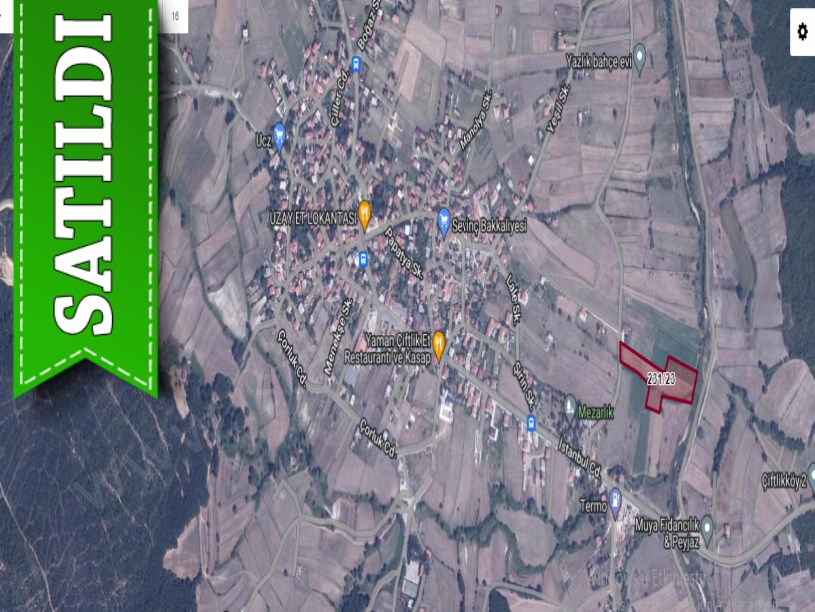 Çatalca Çiftlikköyde Satılık Arsa , 888 M2 Çevrili Yolu Var Evlere Yakın