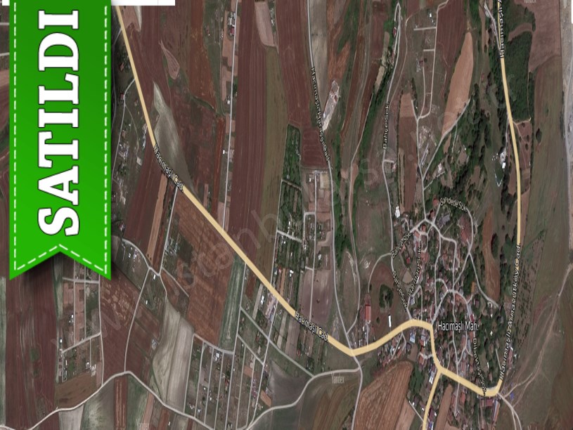 Arnavutköy Hacımaşlı  Satılık Arsa , 212 M2 Çaplı Evlere Yakın Yolu Var