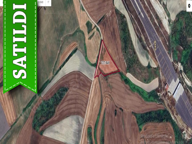 Çatalca Nakkaşta  Satılık Arsa , 401 M2 Yolu Var Hisseli 